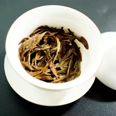 2014 Carbon Roasted White Peony White Tea