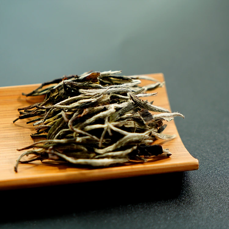 2014_Carbon_Roasted_White_Peony_White_Tea_4.webp