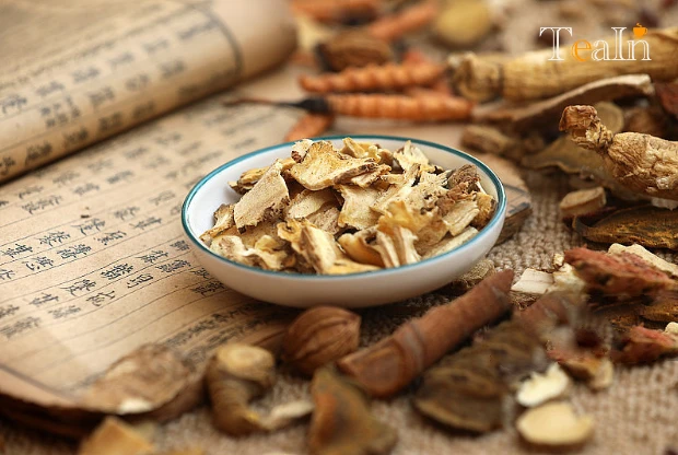 Fuding White Tea: TCM Health Wisdom, Properties, and Scientific Drinking Guide