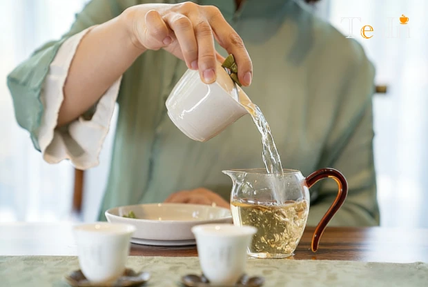 How to Avoid Bitterness in New Tea? Practical Brewing Guide