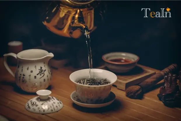 What are the benefits of drinking white tea regularly?